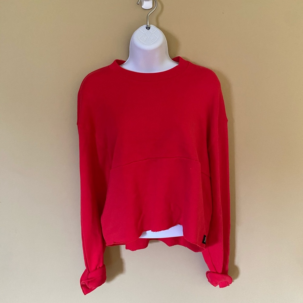 Victoria’s Secret Pink cropped sweatshirt